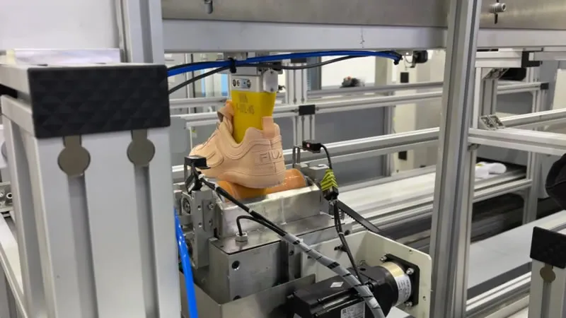 Transportador de palet para industria del calzado